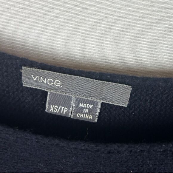 Vince black round hem wool cashmere blend sweater XS - Picture 2 of 5